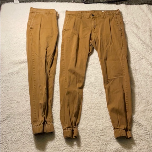 Clothes - Picture 9 of 16